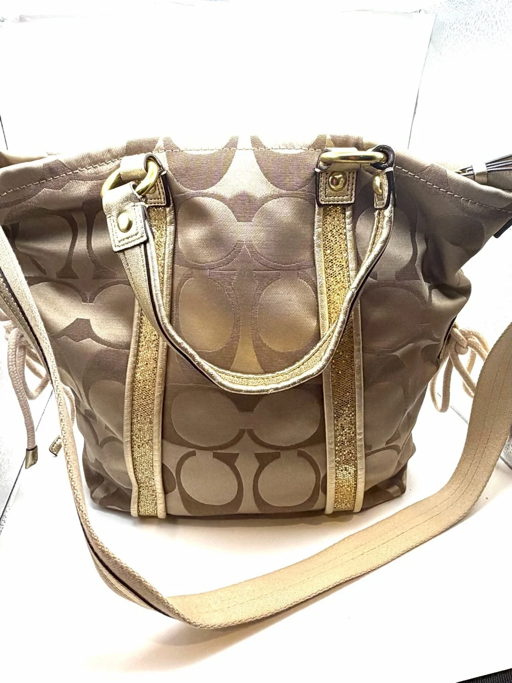 Coach Poppy Pop C Signature Glam Tote Bag Gold Glitter Y2K F21101